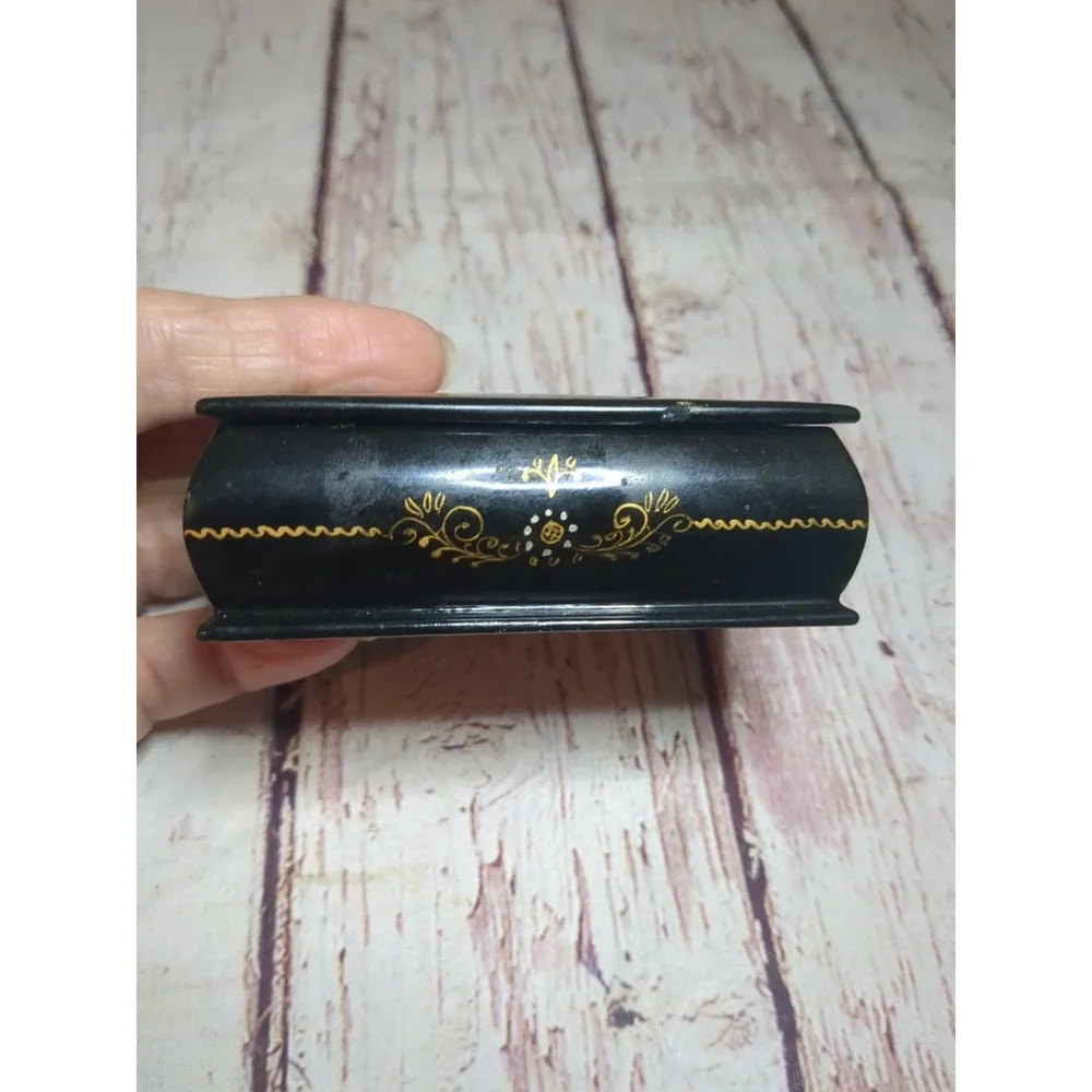 Palekh Russian Lacquer Box hand painted "Firebird" tiny box - Picture 4 of 8
